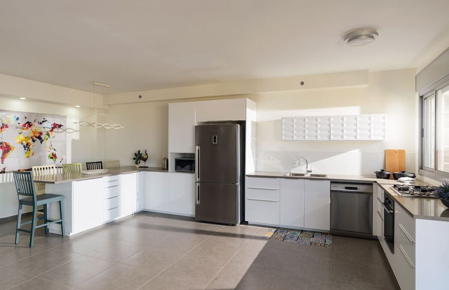 Deluxe & Terrace with City Overview by FeelHome - Foto 8