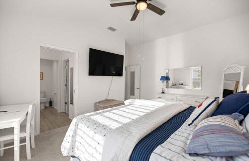 Cozy 2BR in The Villages With BBQ and 4 Seaters Golfcart King Bed - Foto 41