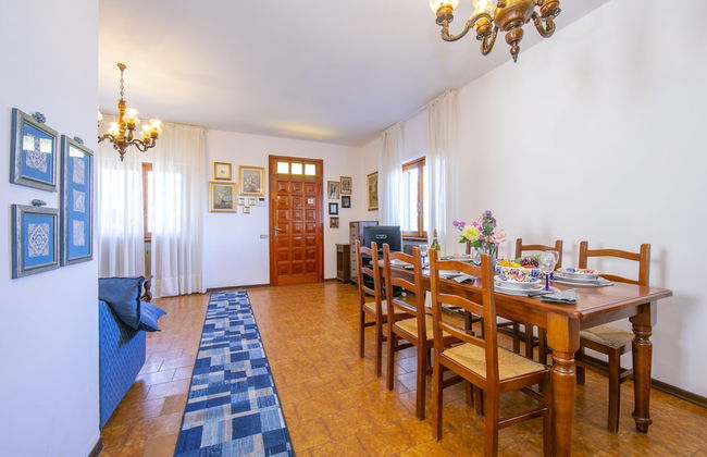 Oasi di Castelveccana Apt Pool and View - Foto 13