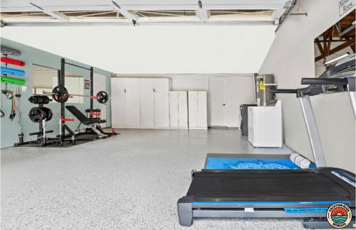 The Splash Society-Pool, Spa, Games, and Vibes - Photo 48