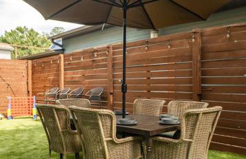 The Q - Austin Family Vacation Home - Hot Tub, Sauna, Gym & Backyard - Foto 24