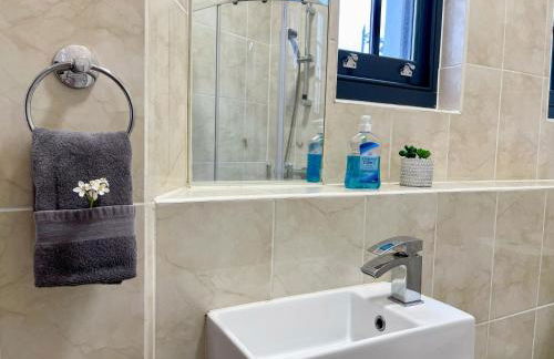 Modern 1-Bedroom Apartments near Shoreditch, Old Street & Hoxton by NourNest Apartments - Foto 30