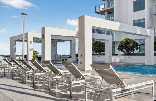 Biscayne Cove by Rove Travel - Condo with Balcony - Foto 36