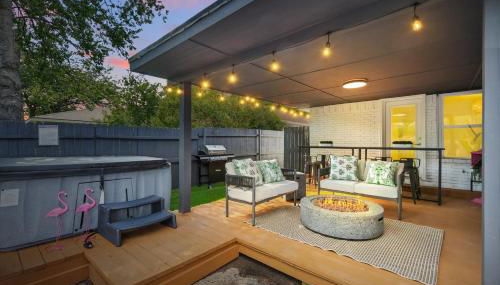 Spacious 5BR Getaway with Pool - Foto 2