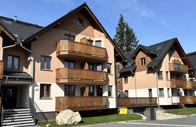 Apartamenty Sun & Snow Nad Łomnicą - Foto 1