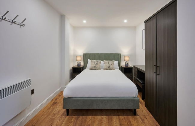 Host & Stay Balcony Room, Sevenstay Apartments - Foto 23