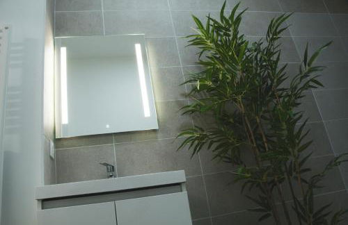 DaLoospa proche Paris, Aéroport Cdg Design&Spa Parking privé - Foto 9