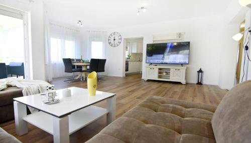 Comfortable holiday home with pool - Foto 2