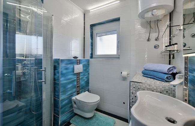 House 1971 - Photo 40