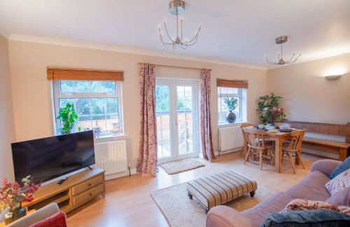 Hazel House - Cosy 2 bedroom house with parking near to Oxford - Foto 28