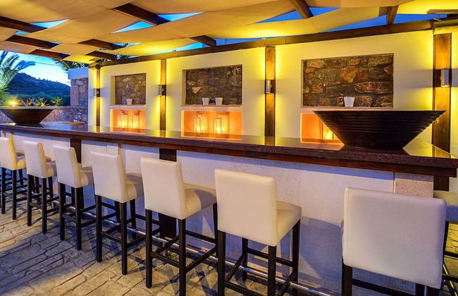 Spacious Villa with Private Pool & Outside Bar near Sea in Sisi - Foto 21