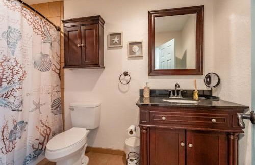 Coastal Cabana in Lakeland with King Bed - Foto 23