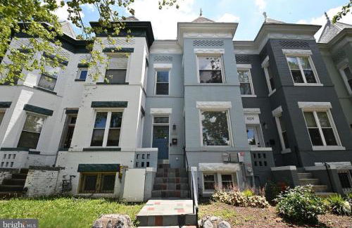 Elegant 5BR home near Capitol Hill! Free Parking! - Foto 20