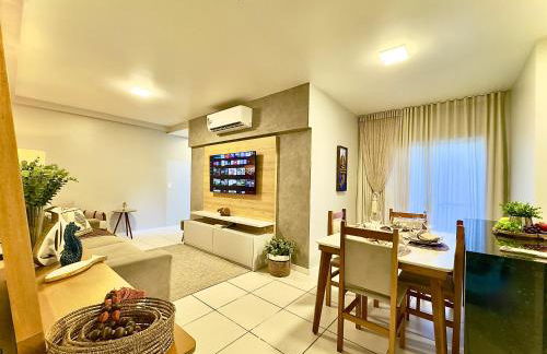 Aptos em Bal Piçarras a150m da PRAIA, dois quartos, sala de estar, COZINHA COMPLETA, SACADA com CHURRASQUEIRA, WI-FI, PISCINA, PORTARIA 24h, PLAYGROUND e QUADRA DE ESPORTES - Foto 36