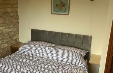 Thames Cottage, Old Mill Farm, Cotswold Water Park - Foto 10