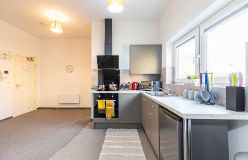 The Eldern - Spacious, Netflix, free Parking, close to A1 - Photo 21
