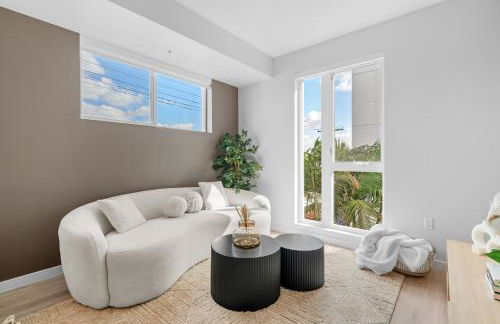 Modern 1BR LA l Workspace Pool Gym - Foto 1