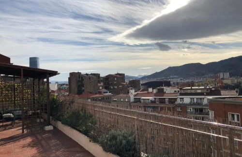 Estudios Bilbao Deusto - Foto 11