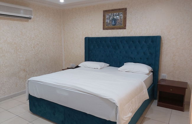 Gulf Hotel Apartment - Photo 19