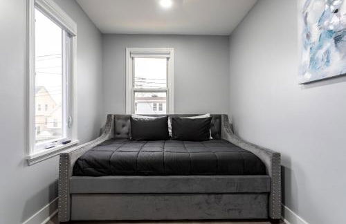 Comfort Meets Style 3BR Plus Parking - Foto 11