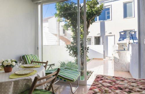 2 Bedroom house and Garden Lounge - Foto 4