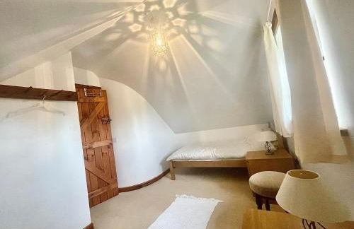 4 beautiful stone built barns sleeping 17 people - Foto 60