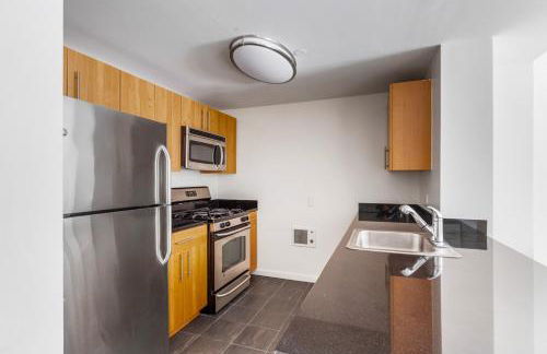 Blueground LIC pool wd nr Gantry Park NYC-1845 - Foto 7