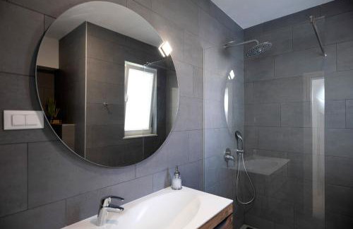 Exclusive Seafront Suite with jacuzzi - Foto 13