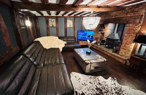 The Foremans House, With Hot Tub, A luxurious Historical pre 16th Century Grade II Listed House, location Essex in a picturesque Village, Country Pub In walking Distance - Foto 11