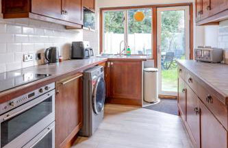 Pass the Keys 3-Bedroom Home in Chelmsford Sleeps 7 - Foto 15