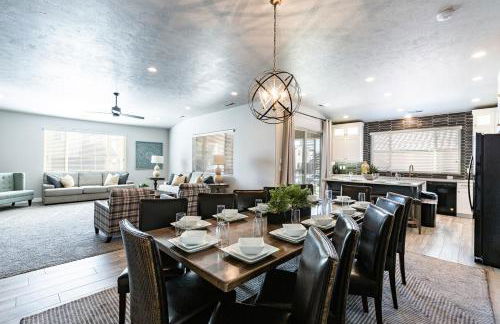 Paradise Village 113 Water Park and Kids Cove, Ping Pong, XBOX 360, Games, Beautiful Mountain Views, and More - Foto 3