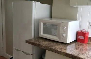 One Bed Ground Floor Apartment- Great Getaway - Foto 13