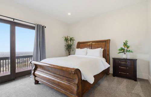 Private Family Home with Hot Tub - Foto 48