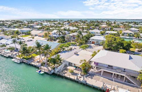 Seabreeze Cove Waterfront Gem 38 Foot Dock Cabana Club - Foto 57