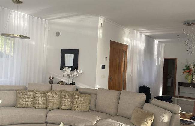 Luxury Villa With Private Heated Pool, Garden and Views of the sea and Mountains - Foto 14