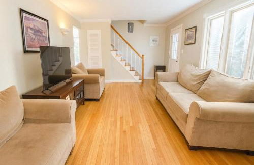 Large Villa 5 Beds, 3 Baths, Firepit, Cozy Stay - Foto 35