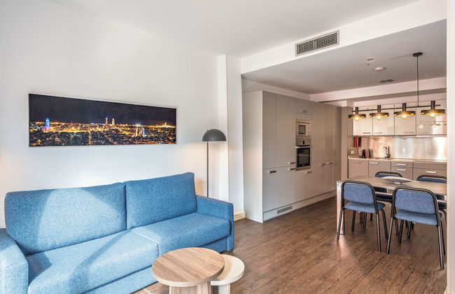 Aspasios Catedral Apartments - Photo 15