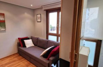 Balmes 8 - Para 6 pax céntrico y Plaza de garaje - VUT-4831-AS - Foto 9