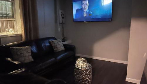 The Layover Lounge - Foto 3