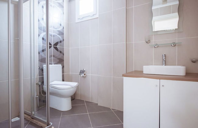 Infinity Olympia Apartments - Photo 39