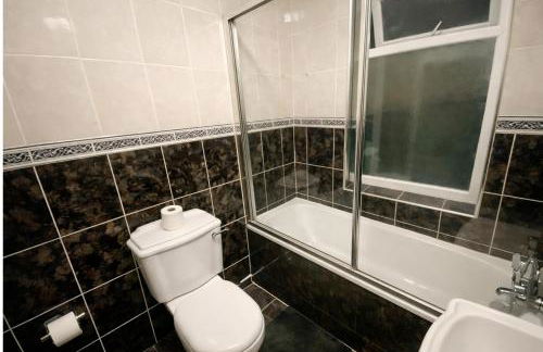 Evo Green Gravesend 2 bed Apartment, 2 mins Station, Town Centre - Foto 21