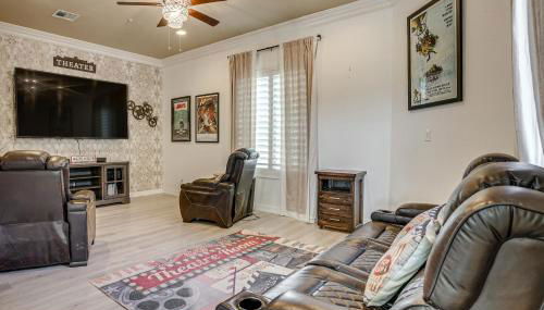 Mtn-View Patio Oasis! Luxe Family Home in Peoria - Foto 4