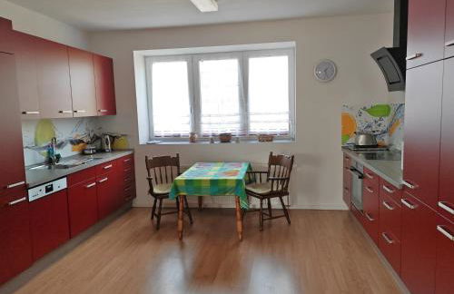 Apartment O3 - Gehobene 6-Zimmer Wohnung 180qm für 1-7 Personen 1x DZ 1x ZZ 3x EZ - Foto 4