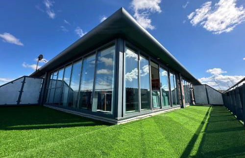 City Centre Penthouse on Concert Square with City Views - Foto 10