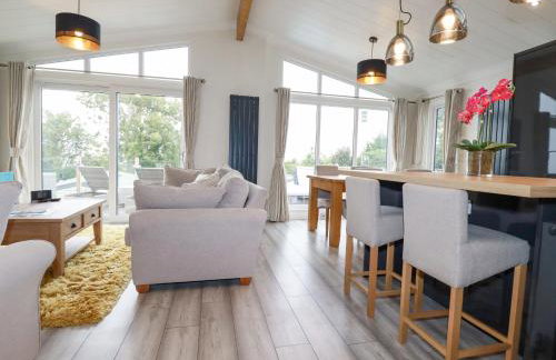 Mordros Lodge - Photo 4