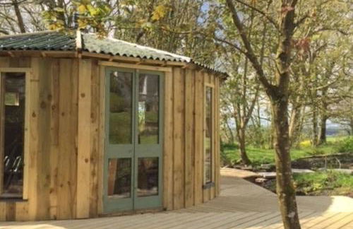 The Roundhouse - Unique space nestled in the trees - Photo 14