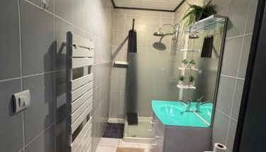 Appartement centre-ville Langogne 2 chambres 6 personnes Parking proche - Foto 4