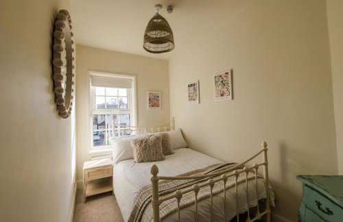 Beautiful Chester Cottage - Photo 22