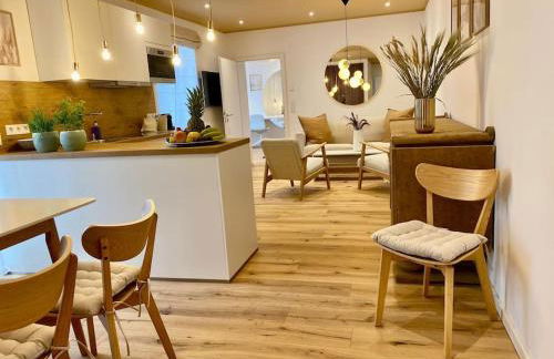 Komfort - Suite zentral, mit Balkon und Waschmaschine - Foto 1