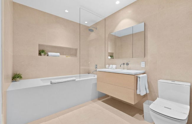 Beverly Grove - Photo 15